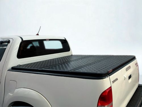 TOYOTA HILUX 2005 - 2015 TAPA RIGÍDA