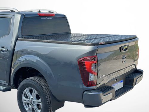 NISSAN FRONTIER 2022+ TAPA RIGÍDA